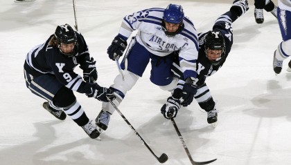 开云体育app-阿拉巴的沉默教科书，当阿根廷打穿荷兰，防守的艺术在失败中永恒