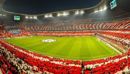 开云APP-伊布压力下爆发，威尔士压哨绝杀，足球场上的延迟满足与民族韧性